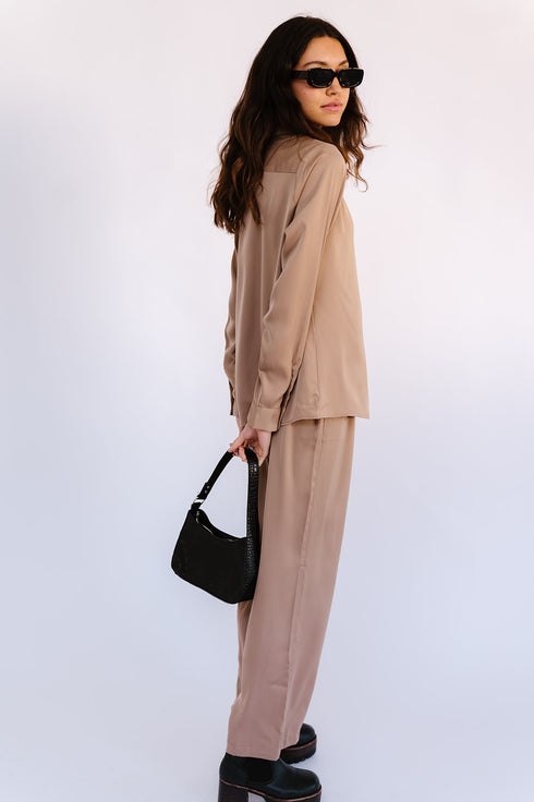 After Midnight Satin Top// Mocha